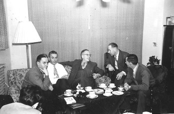 Wiel, Sjraar, Harie, Piet en Sjeng